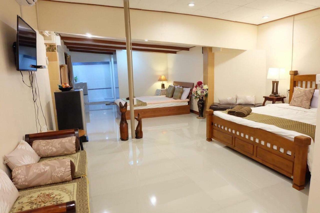 Binlar Guesthouse Phra Nakhon Si Ayutthaya Exteriör bild